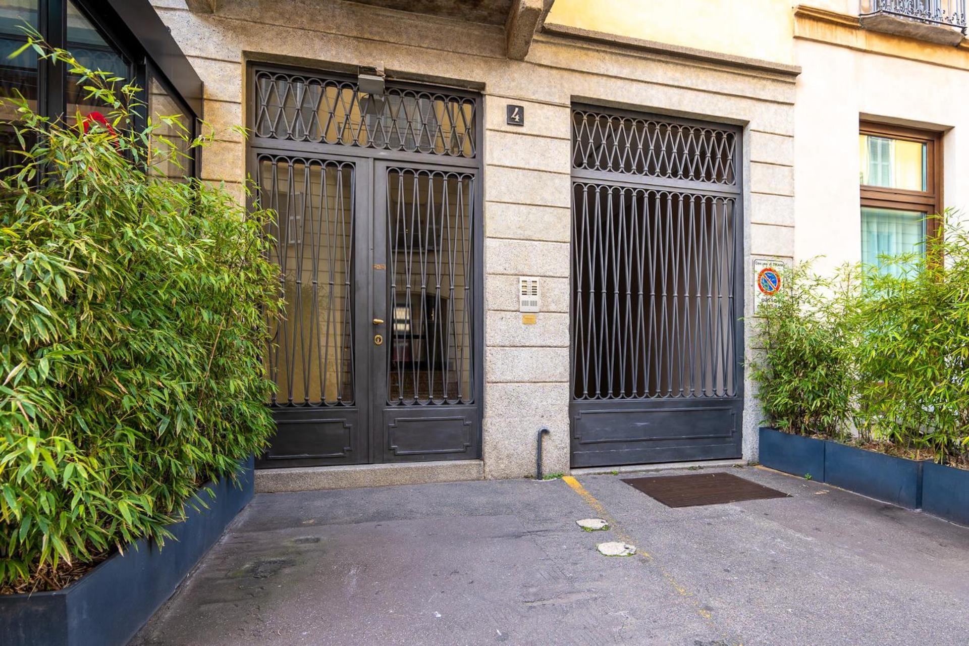 Luxurious & Spacious Flats In Duomo Milano