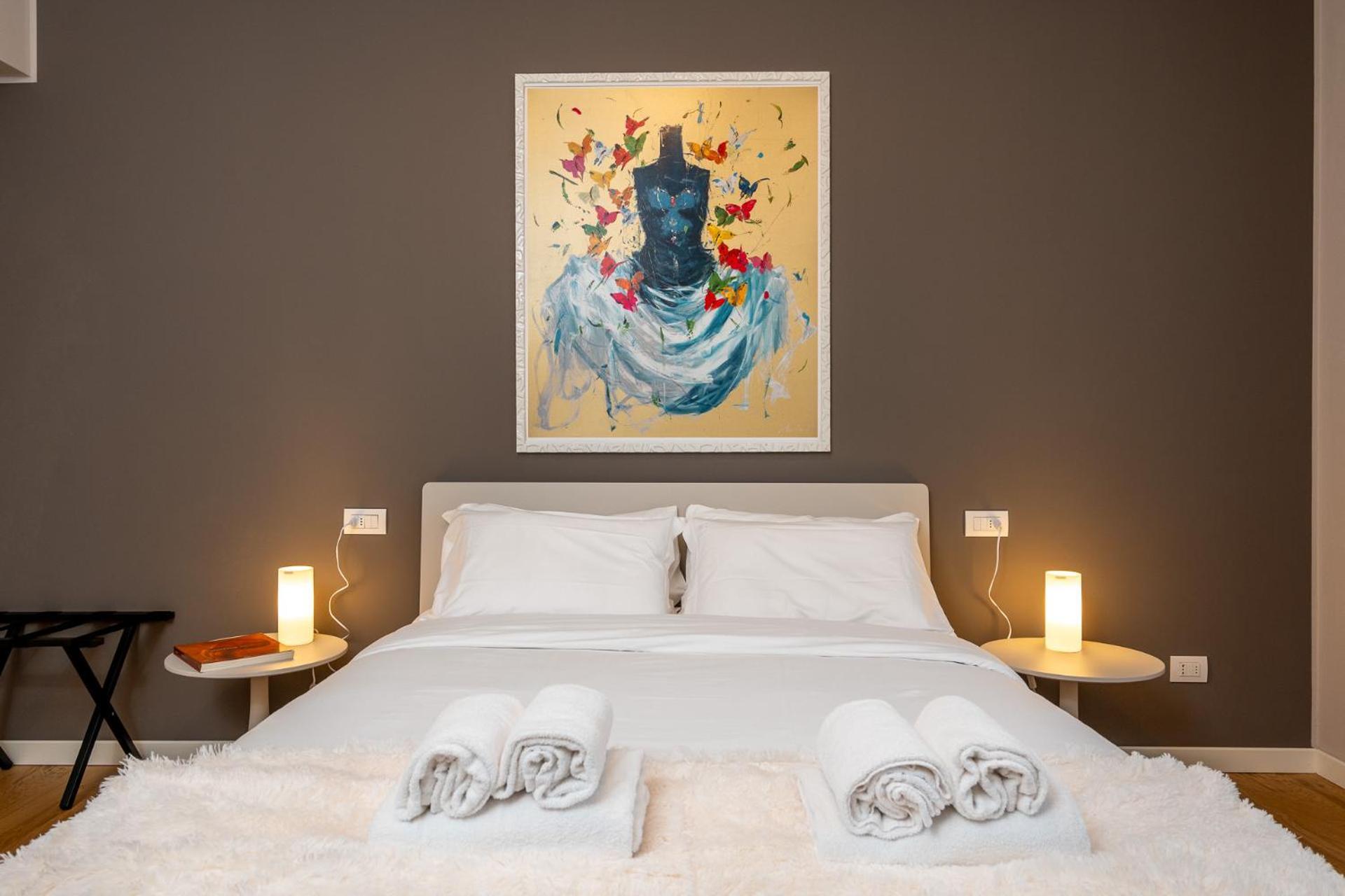Luxurious & Spacious Flats In Duomo Apartment Mailand